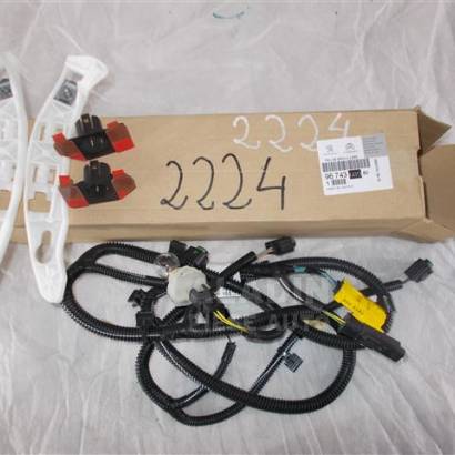 Pret Cablaj Senzori bara spate Peugeot 208 an 2012 cod 9676033080