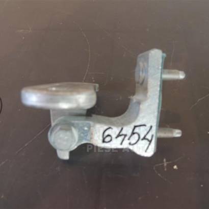 Pret Balama usa stanga fata sus Mercedes S-Class W222 cod A2227203901