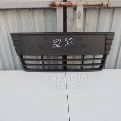 Pret Grila centrala Ford Focus an 2010 2011 2012 2013 2014 cod BN51-17K945-A