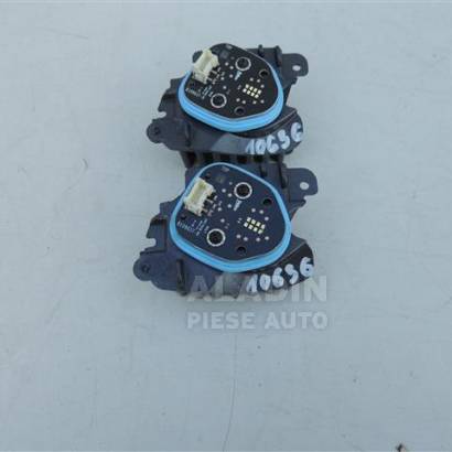 Pret Modul Led dreapta Tesla 3 cod B109037B