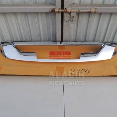 Pret Ornament crom grila centrala Isuzu D-max cod 98284521