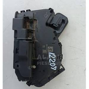 Pret Broasca usa dreapta fata VW T-Roc cod 5TB837016A 200 lei