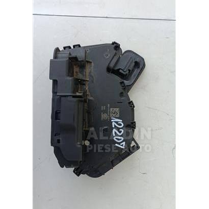 Pret Broasca usa dreapta fata VW T-Roc cod 5TB837016A