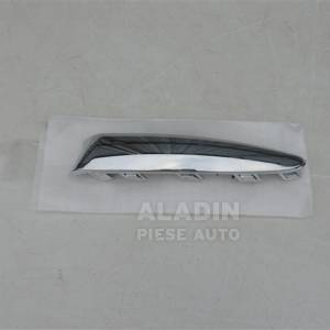 Ornament crom bara fata stanga (sofer) Fiat 500C cod 735619526 Pret Ornament crom bara fata stanga (sofer) Fiat 500C cod 735619526 100 lei