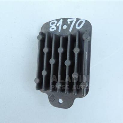 Pret Modul LED Ford Kuga an 2018 2019 2020 2021 cod B123373-C