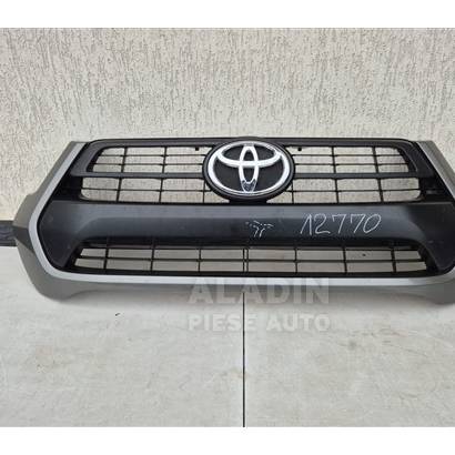 Pret Grila centrala Toyota Hilux Invincible an 2020 2021 2022 2023 2024 cod 53100-0K580, 531000KJ80, 53100-0KJ90, 53100-0KT30