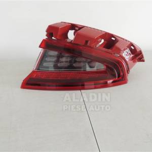 Pret Lampa dreapta spate pe aripa Kia Stinger Led an 2018 2019 2020 2021 cod 92402-J5 500 lei