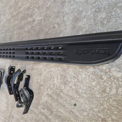 Pret Treapta Scara stanga Ford Ranger Raptor an 2022 2023 2024 2025 cod N1WB16451S, N1WB-16451-S