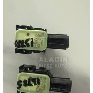 Pret Senzor parcare grila centrala Mazda CX3 CX-3 an 2018 2019 2020 2022 cod 18100452596, 181004-52596, GMC8-67UC1 200 lei