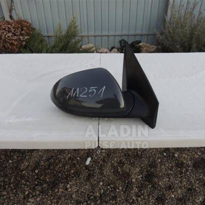 Pret Oglinda dreapta Kia Rio cod 87620H8050