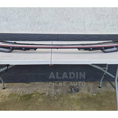 Pret Lampa Stop Ornament Haion MG HS an 2024 2025 2026 cod 11644504