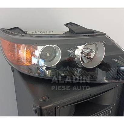 Pret Far dreapta Kia Sorento Xenon Complet an 2009 2010 2011 2012 2013 2014 cod 92102-2P140