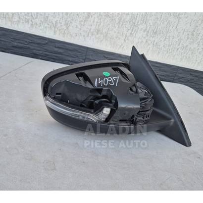 Pret Oglinda dreapta Ford Kuga an 2020 2021 2022 2023 2024 2025 cod LV4B-17682DG, LV4B17682DG