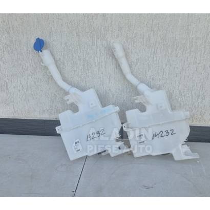 Pret Vas lichid parbriz Kia Sportage 5 NQ5 cod 98610R2000, 986210-R2000, 98613-R2000