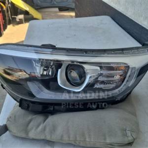 Far stanga Kia Stonic an 2018 2019 2020 2021 2022 2023 Lupa Led Halogen cod 92101-H8, 92101H8 Pret Far stanga Kia Stonic an 2018 2019 2020 2021 2022 2023 Lupa Led Halogen cod 92101-H8, 92101H8 700 lei