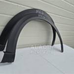 Pret Bandou Overfender aripa dreapta fata Ford Puma an 2020 2021 2022 2023 2024 2025 cod L1TBS16D238A, L1TB-S16D238-A - poza 2