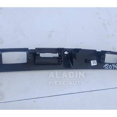 Pret Maner spate, Haion Kia Sportage cod 87327-R2010