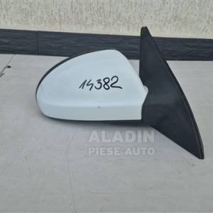 Pret Oglinda dreapta Kia Ceed an 2006 2007 2008 2009 250 lei