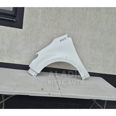 Pret Aripa stanga fata Toyota Yaris an 2020 2021 2022 2023 2024 2025