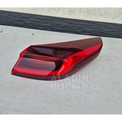 Pret Lampa Stop dreapta spate pe aripa Kia Xceed X-Ceed an 2019 2020 2021 2022 2023 2024 cod 92402J7350, 92402-J7350